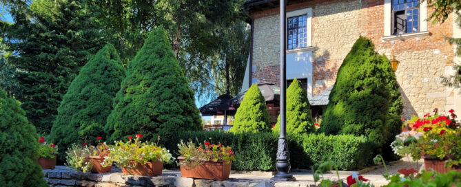 Włoski ogród przy Dworze Anna w Jakubowicach Konińskich Kolonii