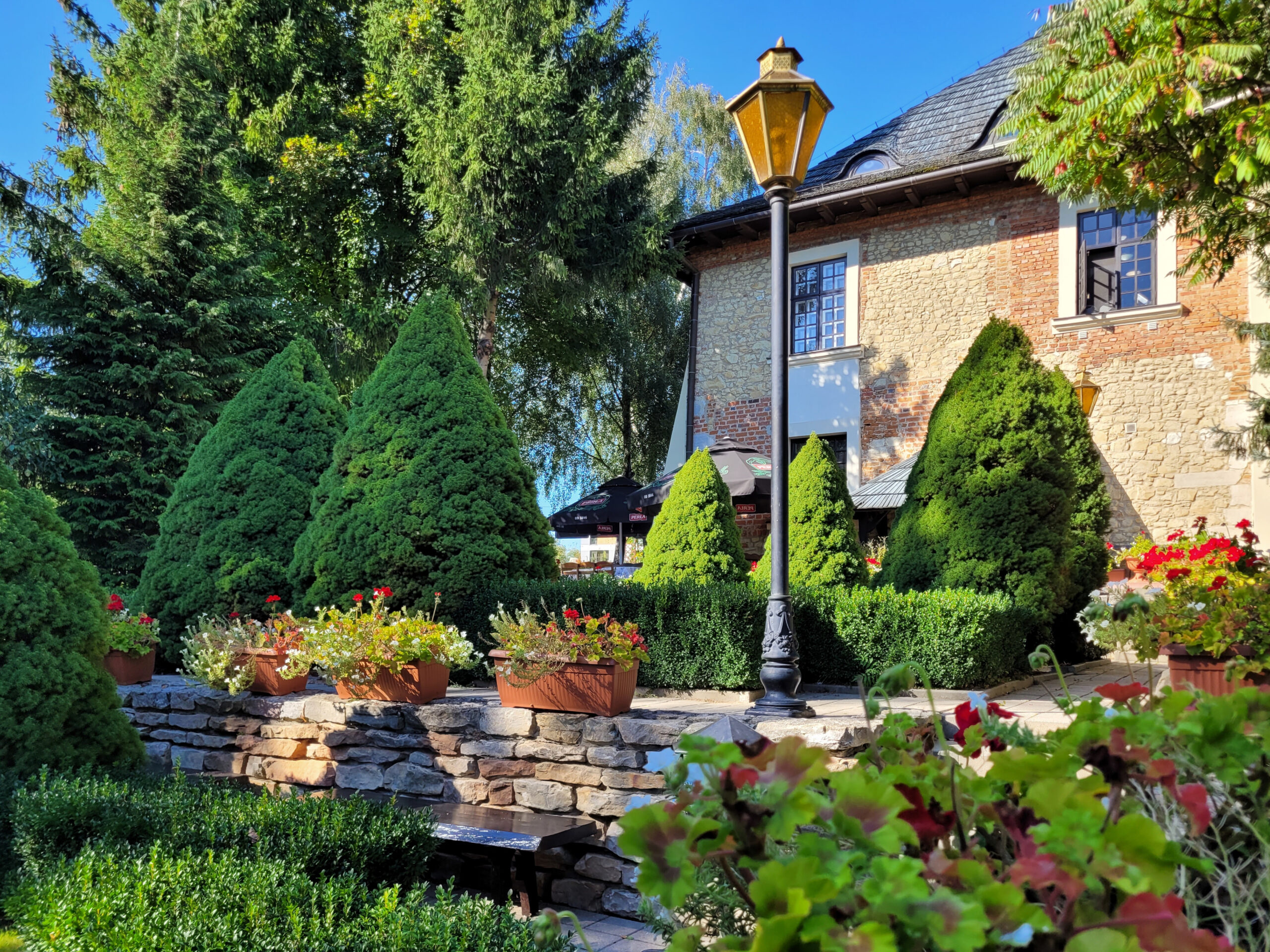 Włoski ogród przy Dworze Anna w Jakubowicach Konińskich Kolonii