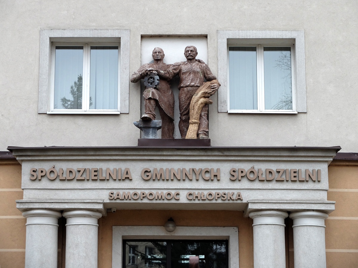 Rzeźba Samopomocy Chłopskiej przy Długiej